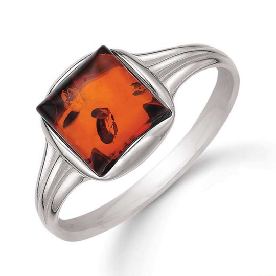 Støvring - Ring with square amber in silver