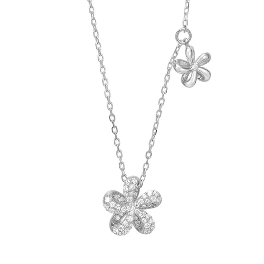 Joanli Nor - SakuraNor, silver necklace with flowers